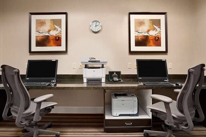 Business Center 62 of 65